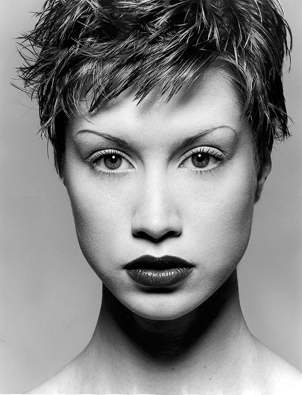 Jennifer-Michaels_BW-Beauty-Copy_800px